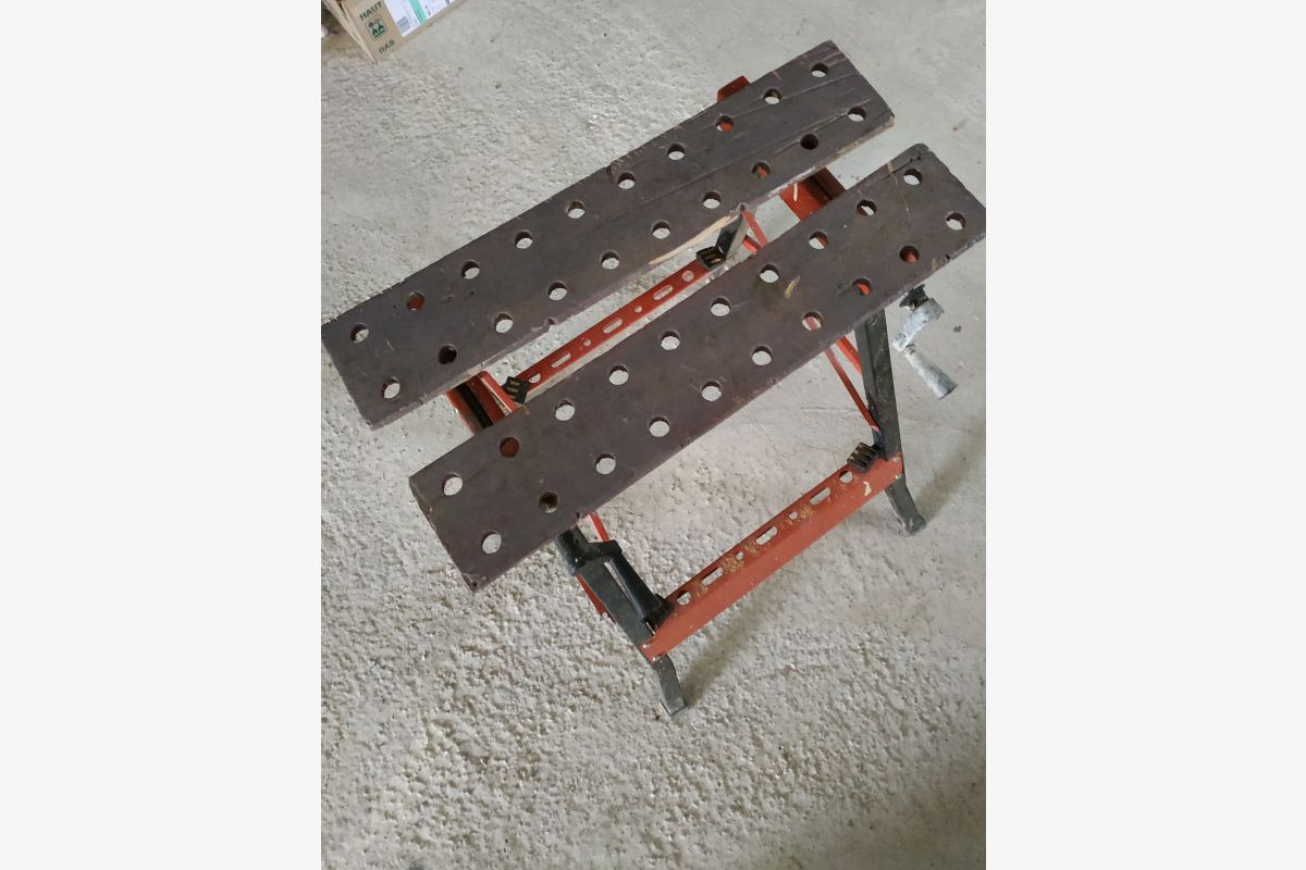 Table étau - 177368_f4b1c50281b19e66b80b24aea56f29ff.jpg