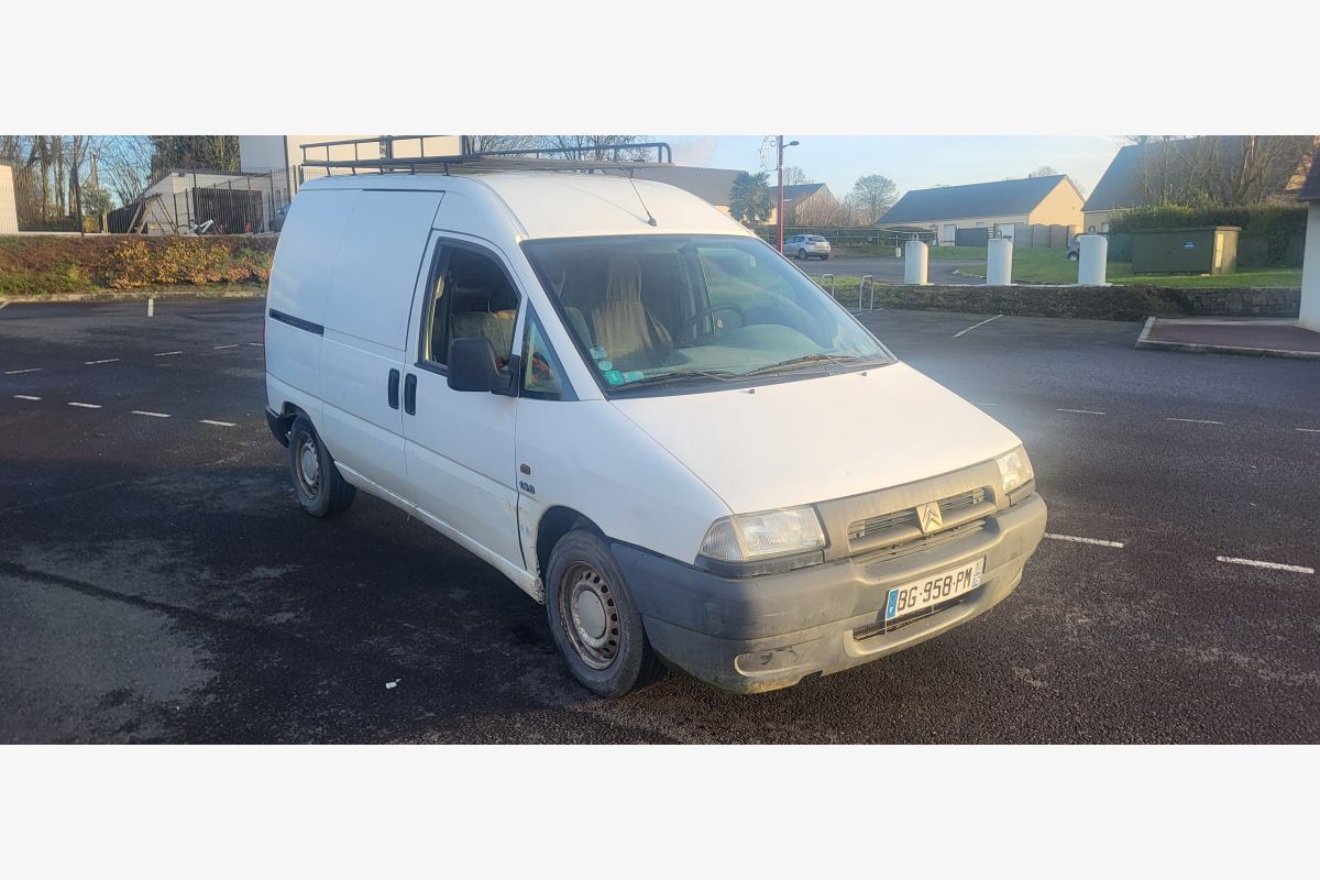 Jumpy 1.9d 149000km - 177441_c40ca3969bdeb7ba482be07d1c64936f.jpg