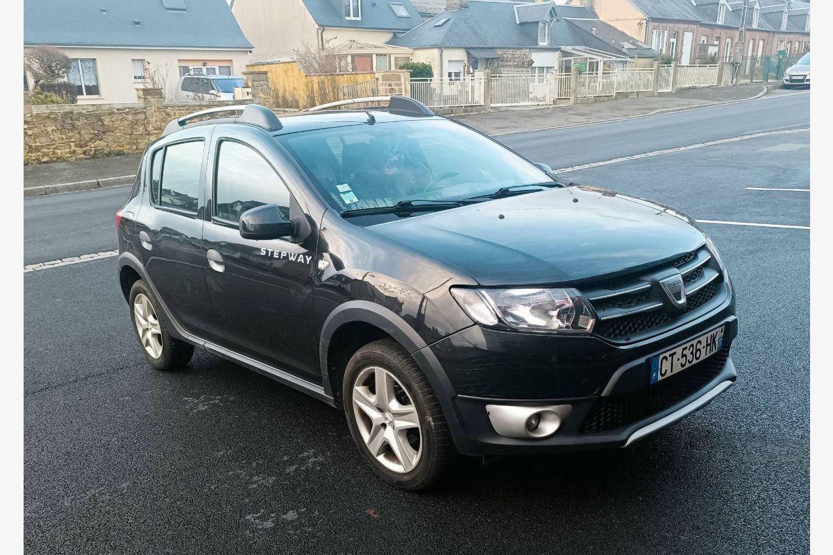 Photo 1 Dacia Sandero 1.5 DCi
