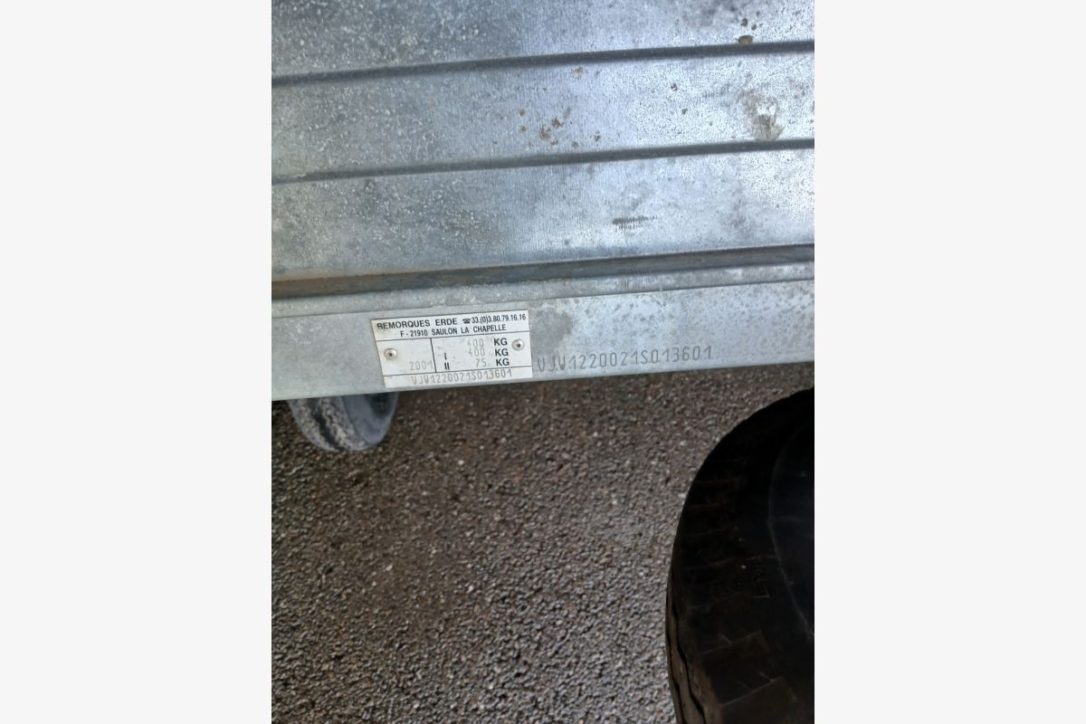 remorque - 179094_8525ea23353e10219c918374580b0501.jpg