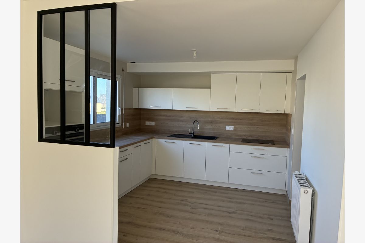 Maison totalement restaurée près de Granville  - 179160_1867d2d3d307f8bdabae7c45db60974a.jpg