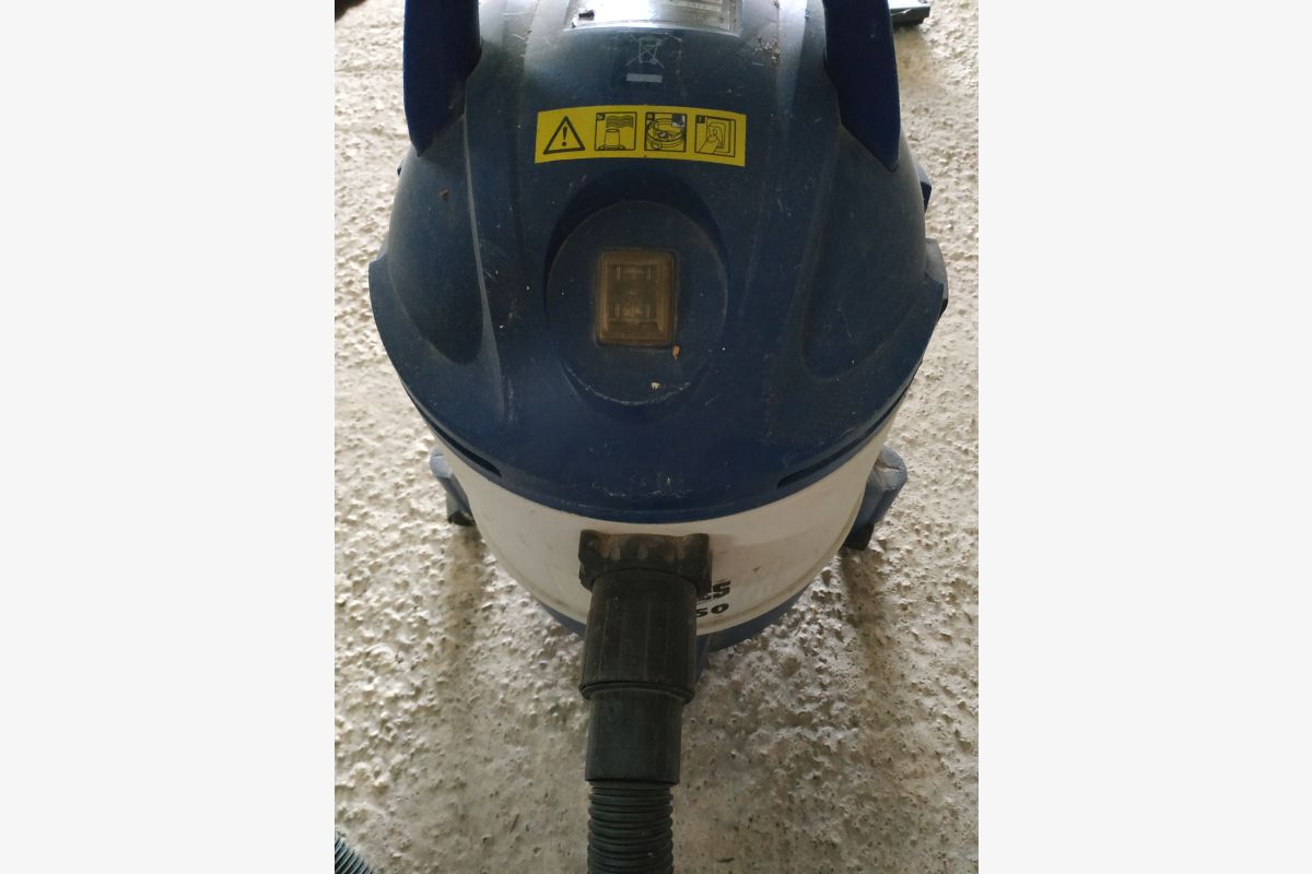 Aspirateur - 179317_df3eb4f7b0422def9a3477630855b1c7.jpg