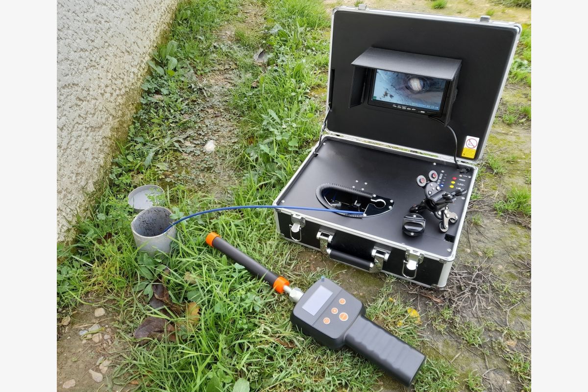 Location caméra d'inspection de canalisation Pro avec détecteur localisateur - 179654_a6849667d955fa298bbbcb9b7aaf90d0.jpg