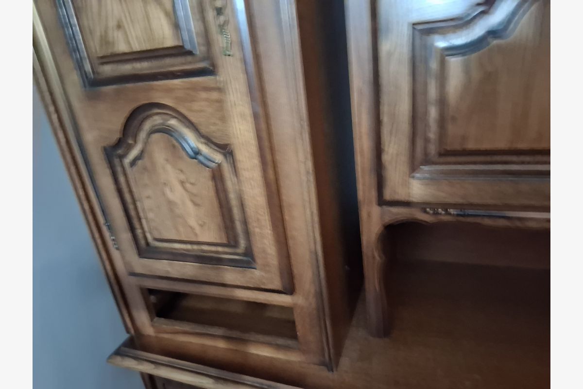 Buffet salle à manger en chêne  - 179691_7bfd26b4f4bb597f3cac6f71674af623.jpg