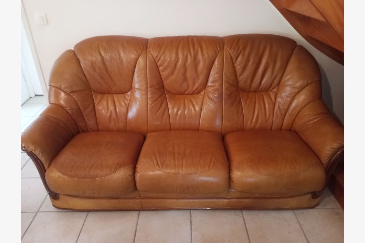 Photo 1 Canapé et 2 fauteuils cuir 