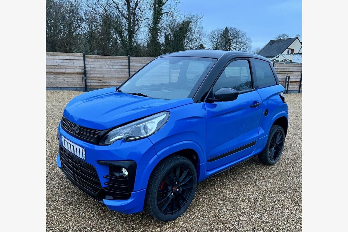 Photo 1 Ligier JS60 DCi