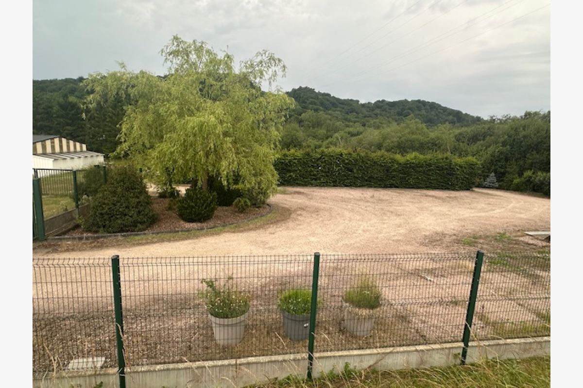 Photo 1 TERRAIN A LOUER