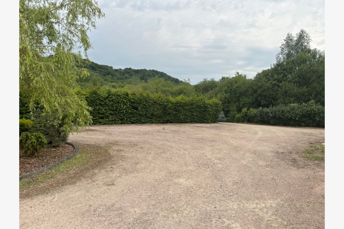 TERRAIN A LOUER - 180203_a7d836400f8b833b88cdd2e8089c2a99.jpg