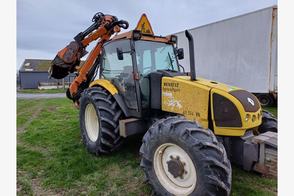 Photo 1 Renault Ergos 456