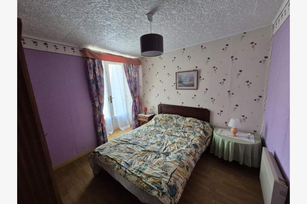 Maison en pierres - 180499_1.jpg