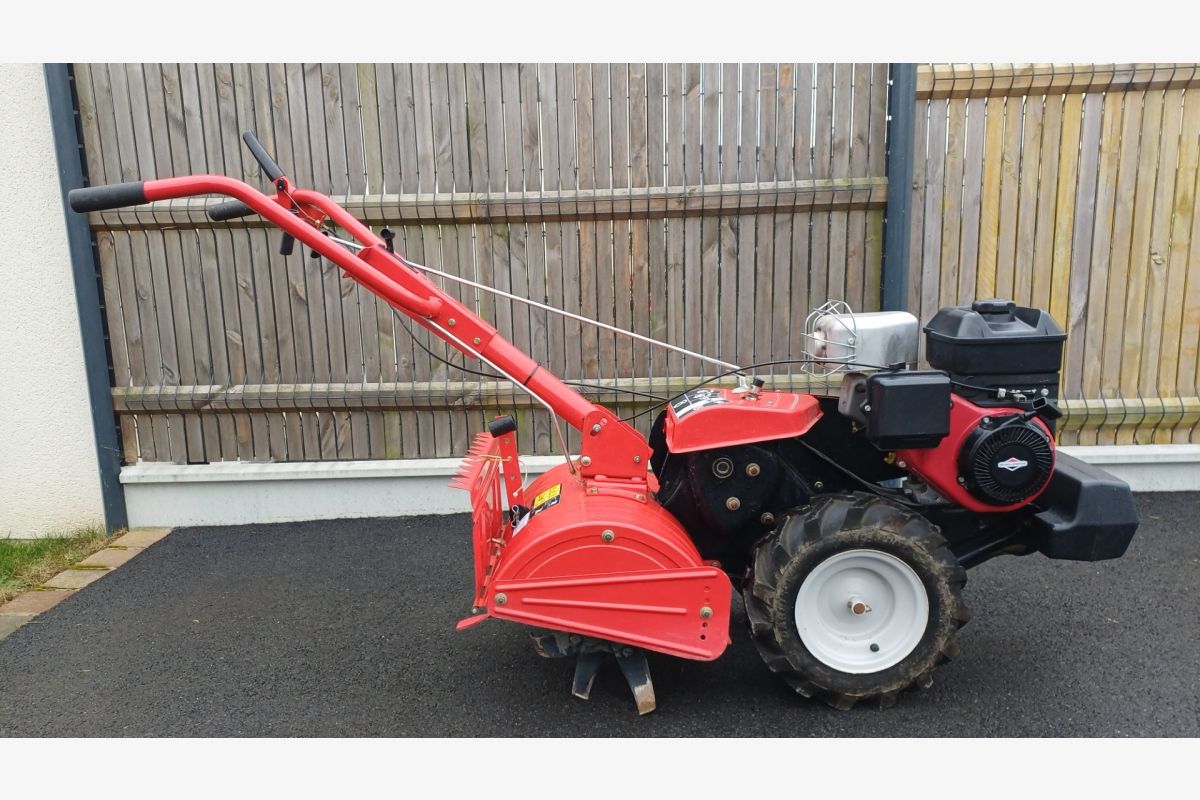 Photo 1 Rotofraise arrière