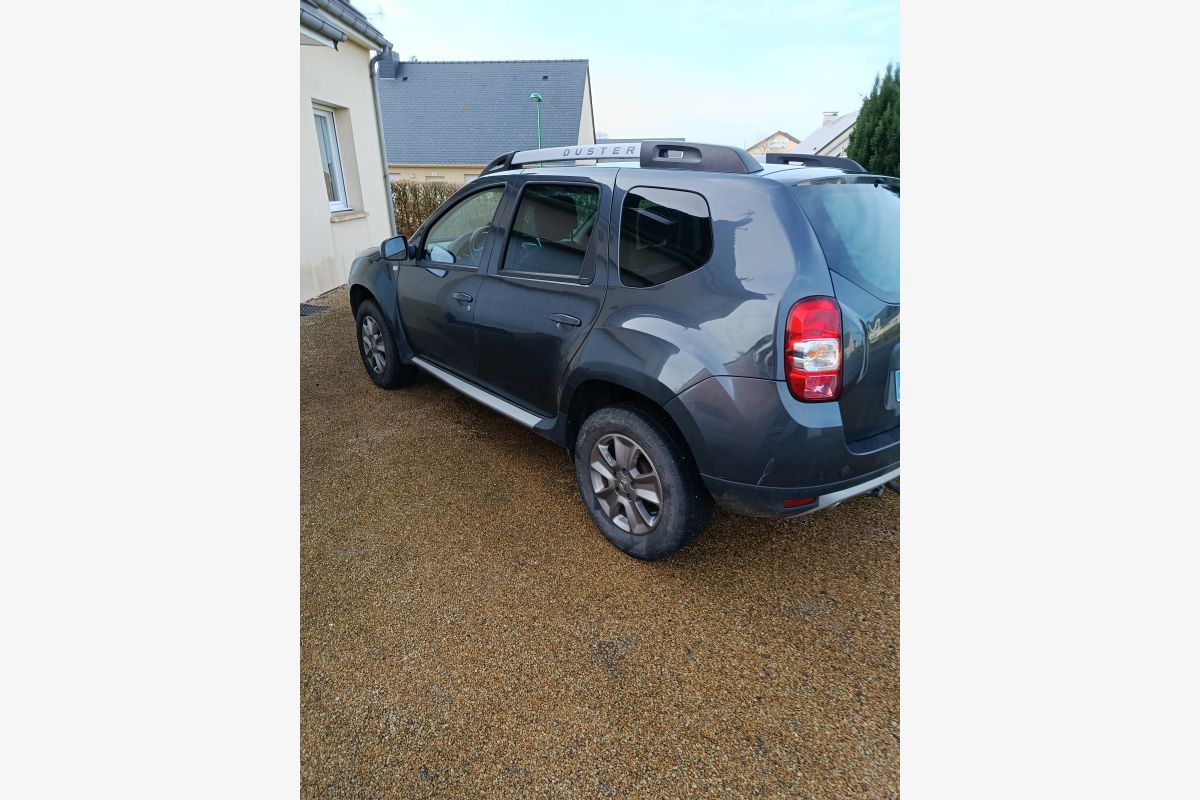Photo 1 DUSTER 110cv prestige 