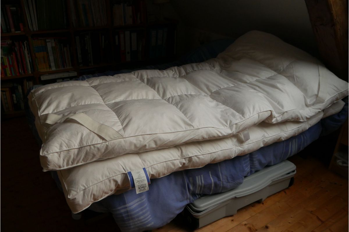 Sur-matelas 180 x 200 duvet Belle Literie neuf - 180694_05f98d673064e9000f50b83022385e88.jpg