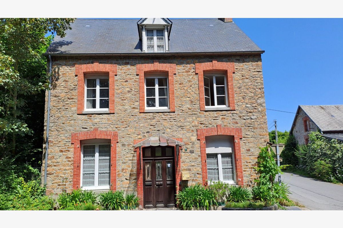 Photo 1 Me Legros, notaire, Sartilly-Baie-Bocage. Tél. 02.33.89.20.5