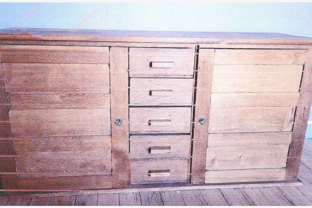 Photo 1 Meuible chêne