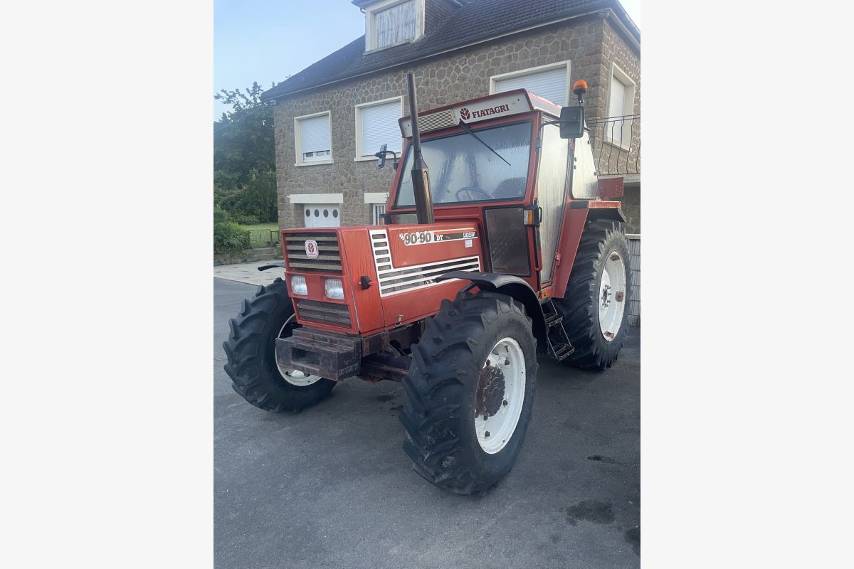 Photo 1 Fiat 90.90 DT