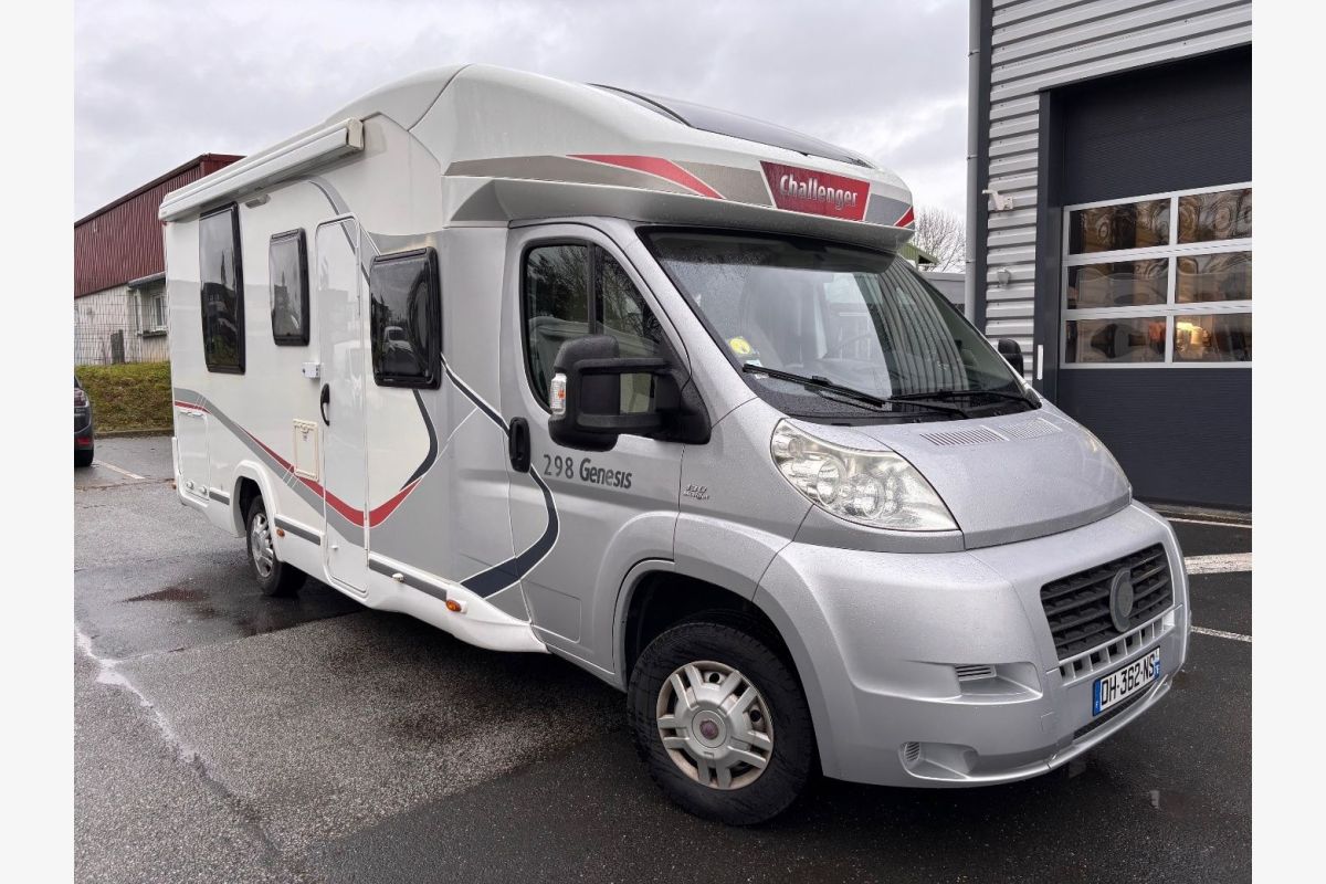 Photo 1 Challenger 298 Genesis