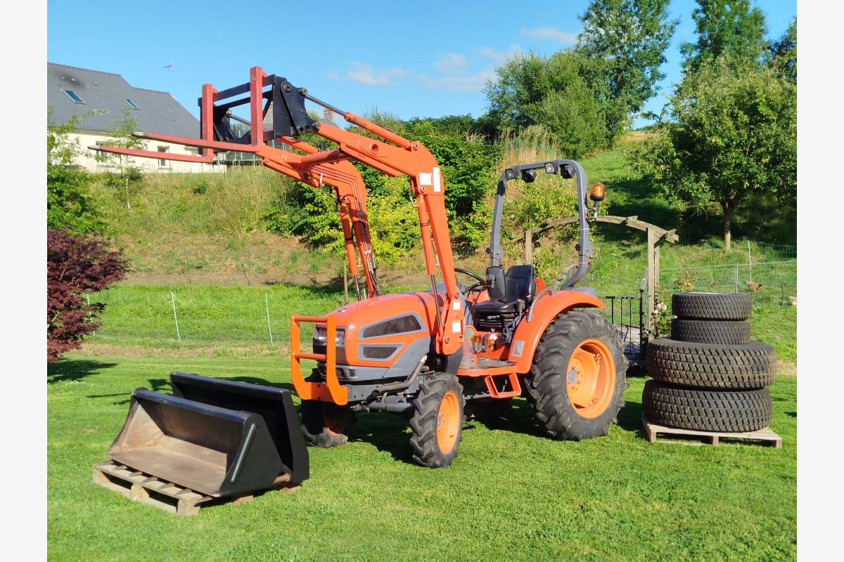 Photo 1 gros micro tracteur homologué route