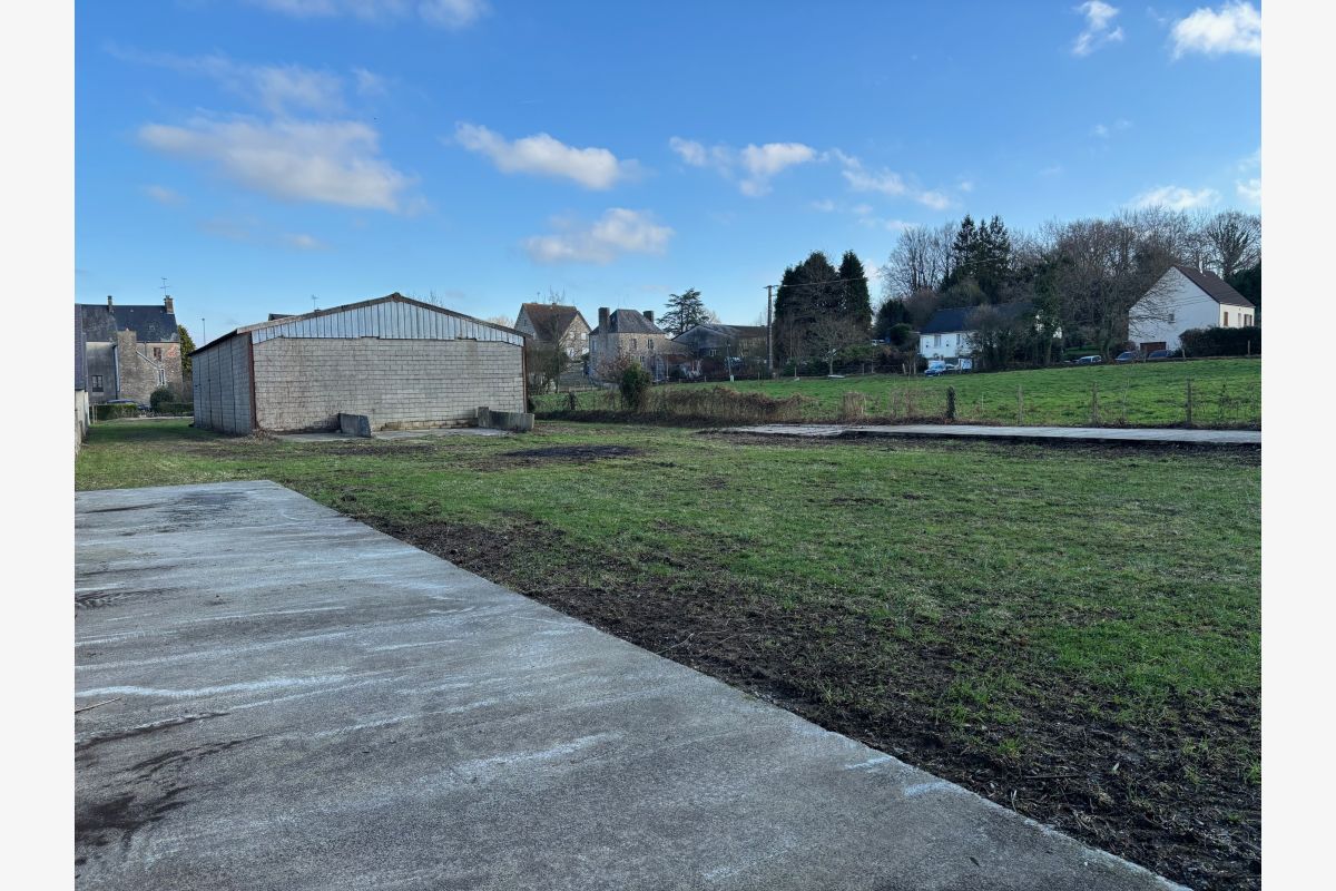 Local commercial et terrain constructible  - 181388_d8a6b0cf5fa90dca06b095a933c6d285.jpg