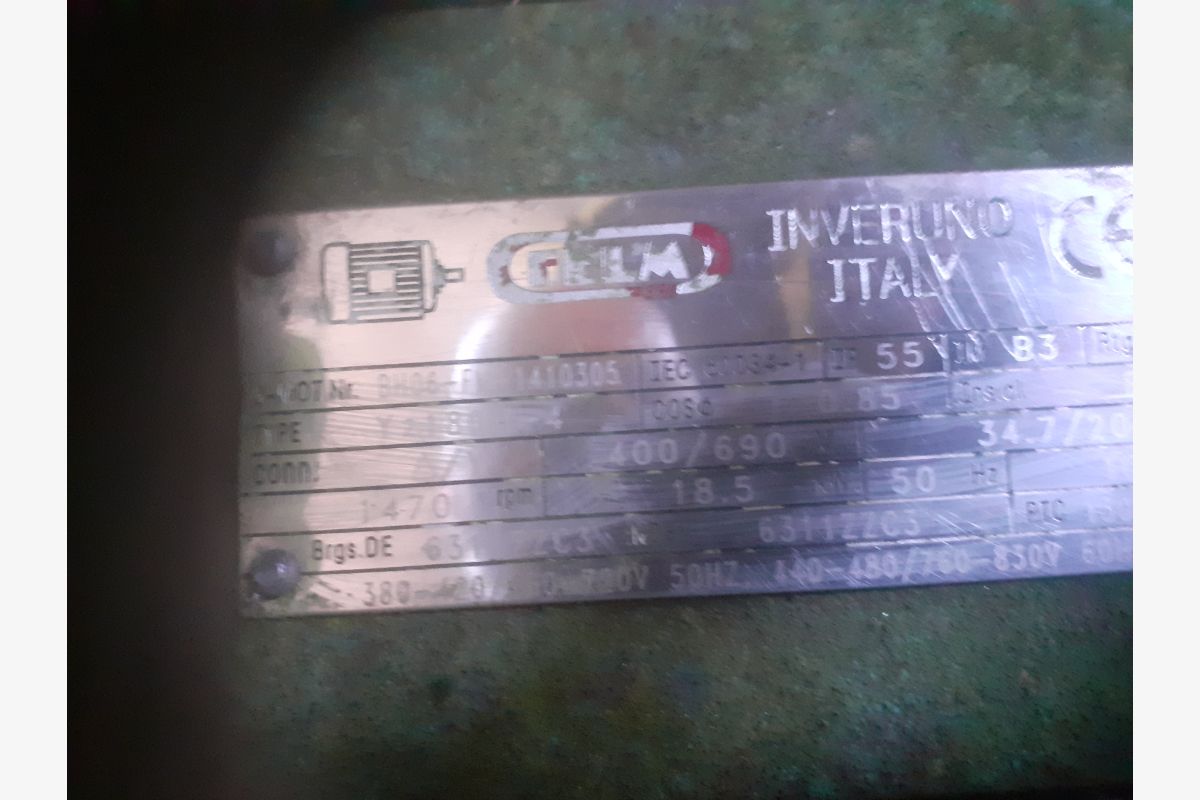 Ventilateur grosse puissance - 181459_849df19833653d50999972fe0ca32929.jpg