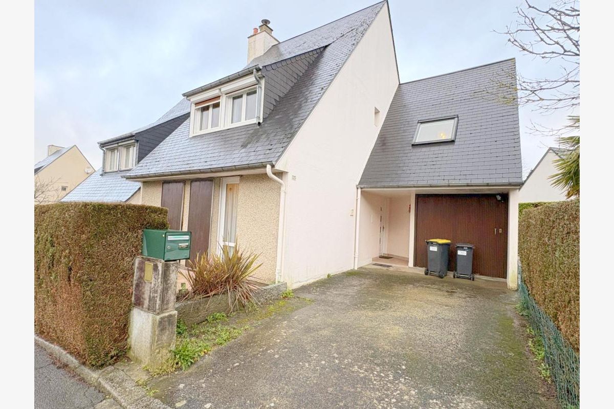 Photo 1 Une maison mitoyenne proche des commerces