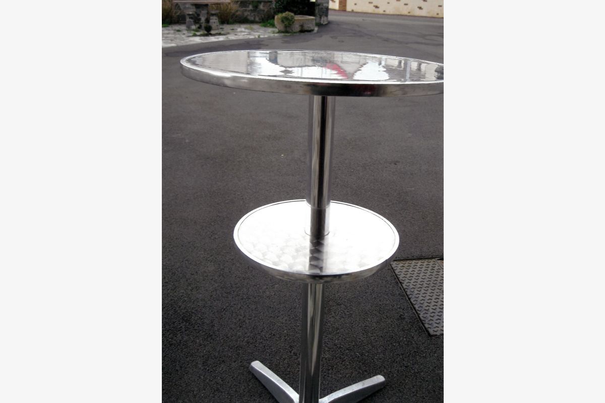 Photo 1 Mange debout