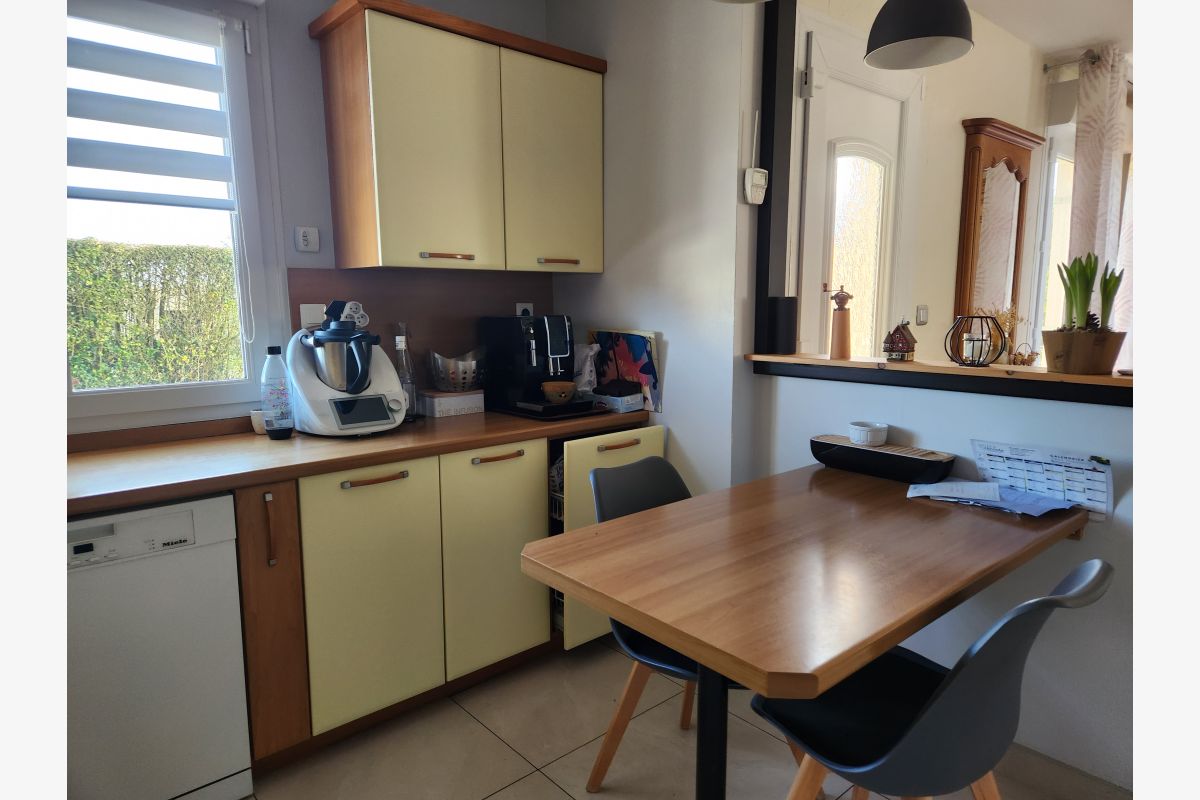 Photo 1 Éléments cuisine