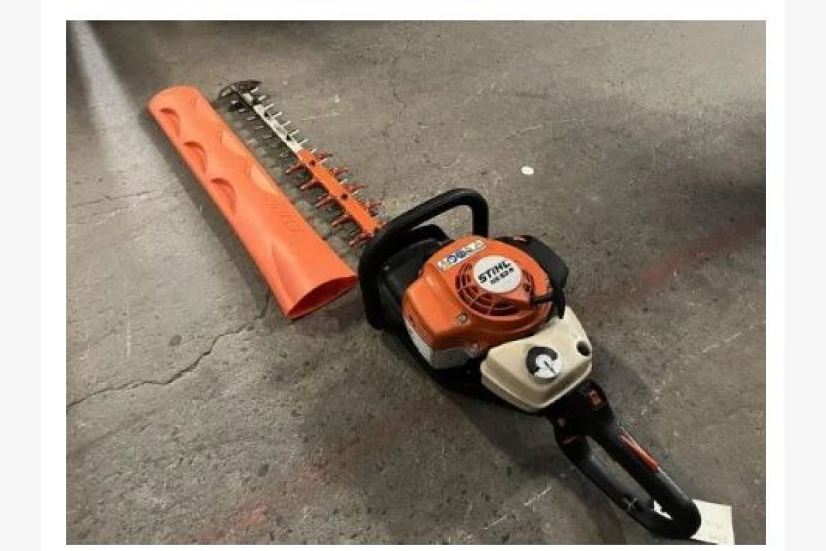 Photo 1 Taille-haies Stihl HS 82 R