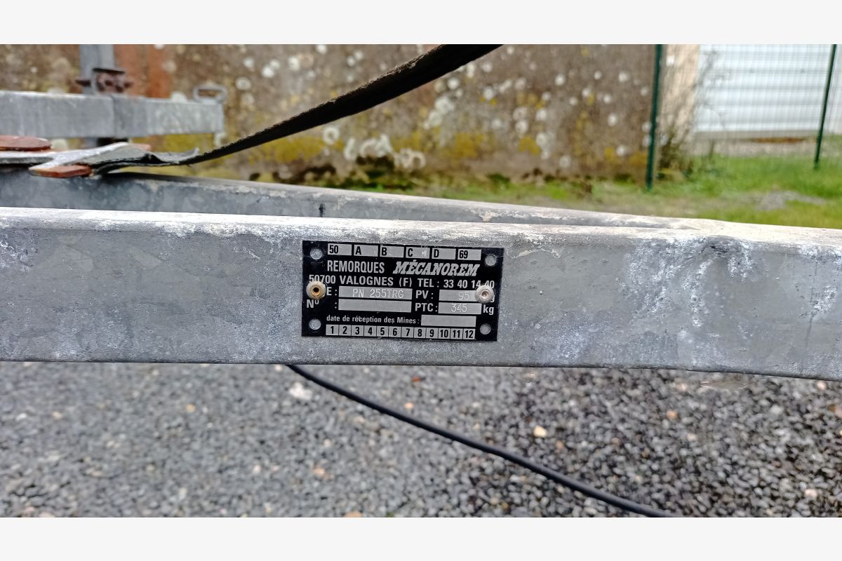 Remorque bateau 3 m 80 - 181907_2894a9c75cb701311571c035a2099726.jpg