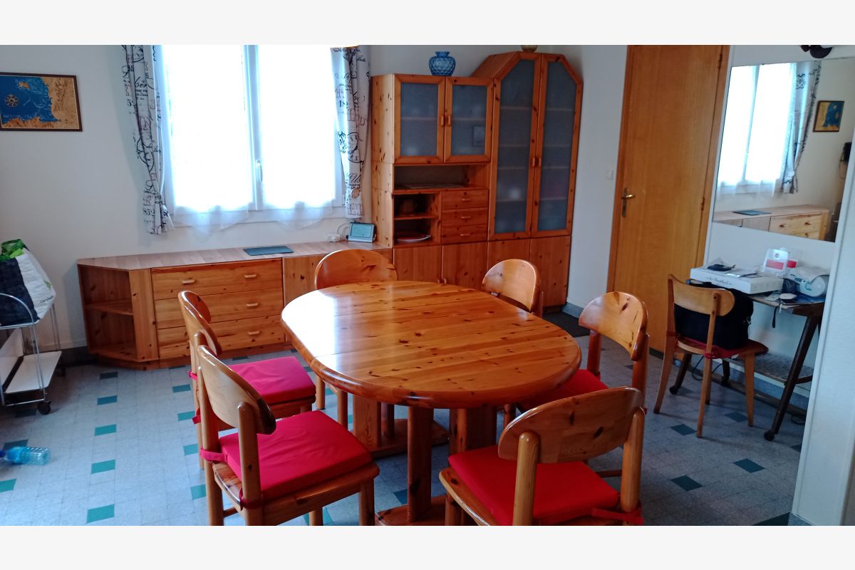 Photo 1 Salle à manger composable complète