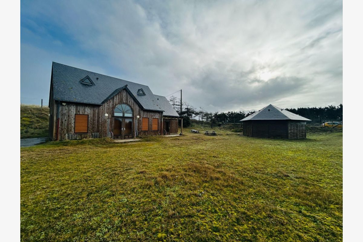 Photo 1 Me Fonty, notaire, Coutainville. Tél. 02.33.47.18.44www.font