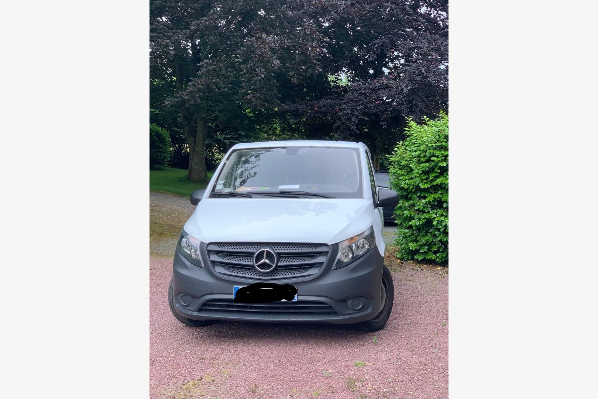 Vito Mercedes 109 CDI 2018 - 300054_12840dabe91fd00d2f814fe13a77ef5f.jpg