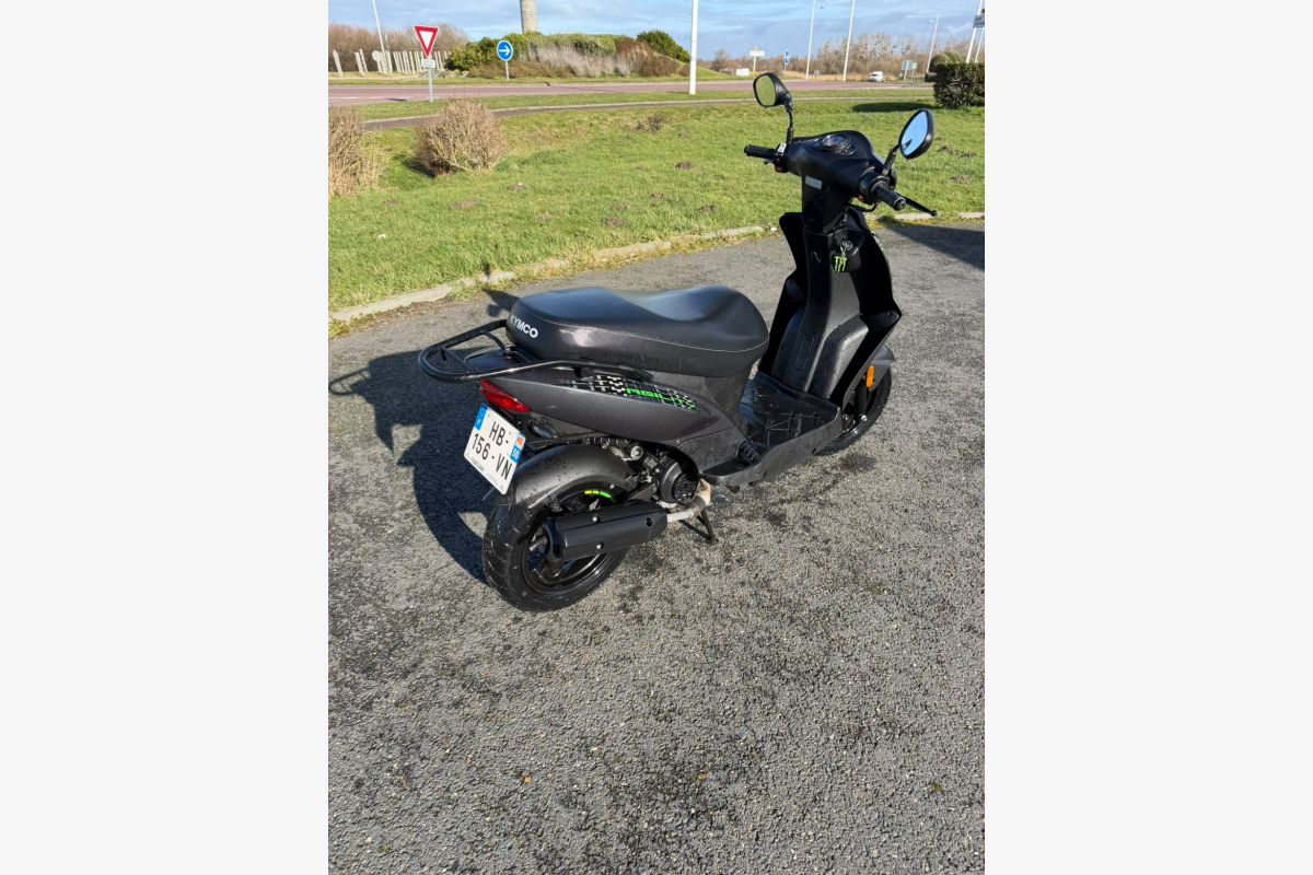 Scooter Kymco Agility 1 an - 300064_4f701bb8d2f3de948d01df971dd50c5a.jpg
