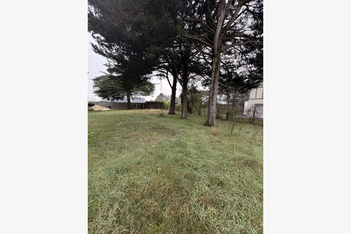 Un terrain constructible à Jullouville - 300115_2.jpg