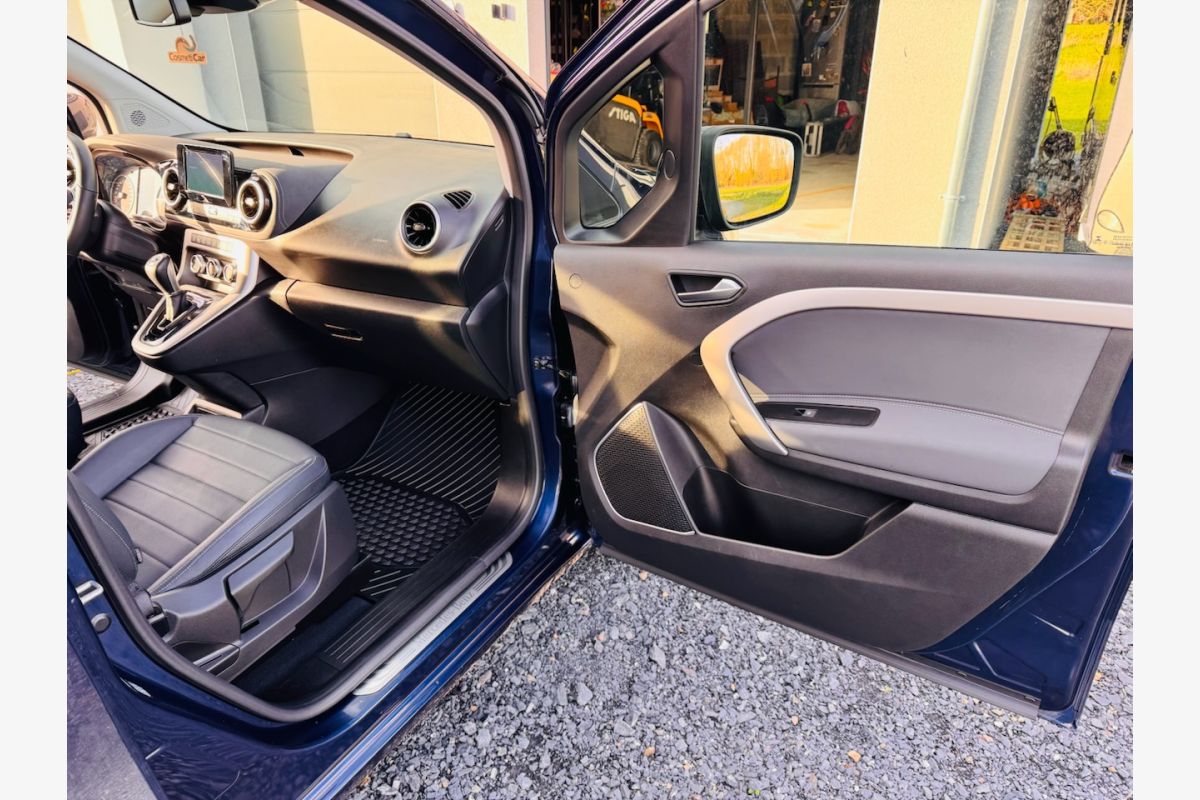 Photo 1 Mercedes EQT200 100% elec