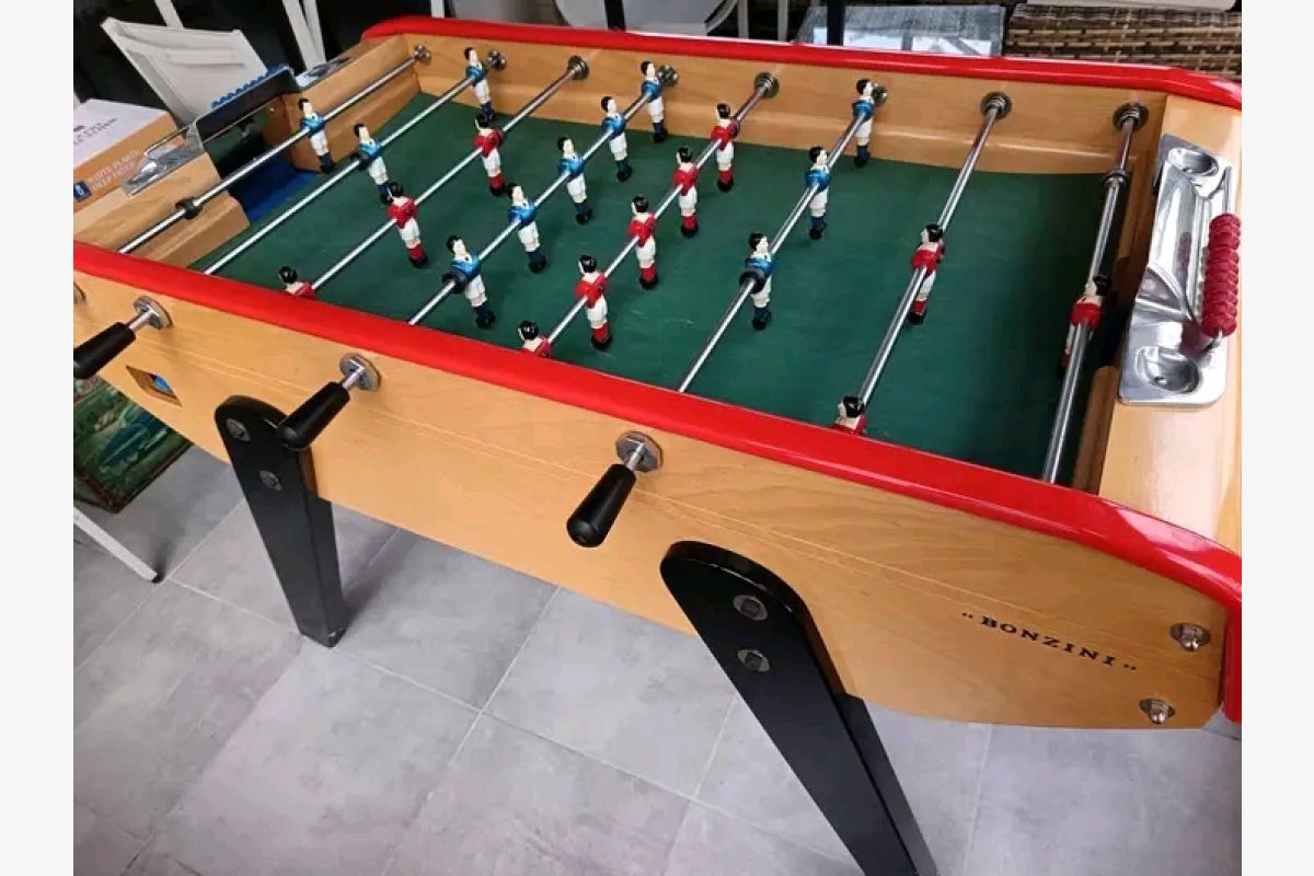 Babyfoot Bonzini B90 en excellent état - 300242_56ac2327cd652e8c397507ce7e61f562.jpg