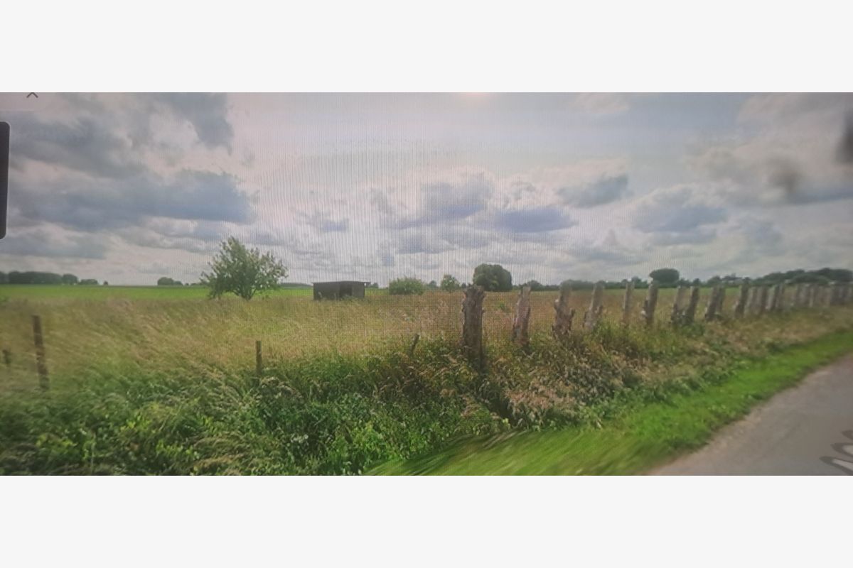 Photo 1 Terrain à vendre