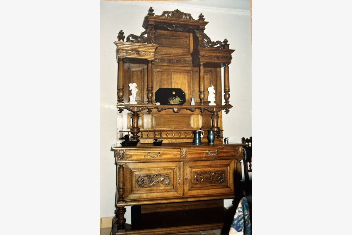 2 buffets - 300313_72282dae28628e900e700c047158284a.jpg