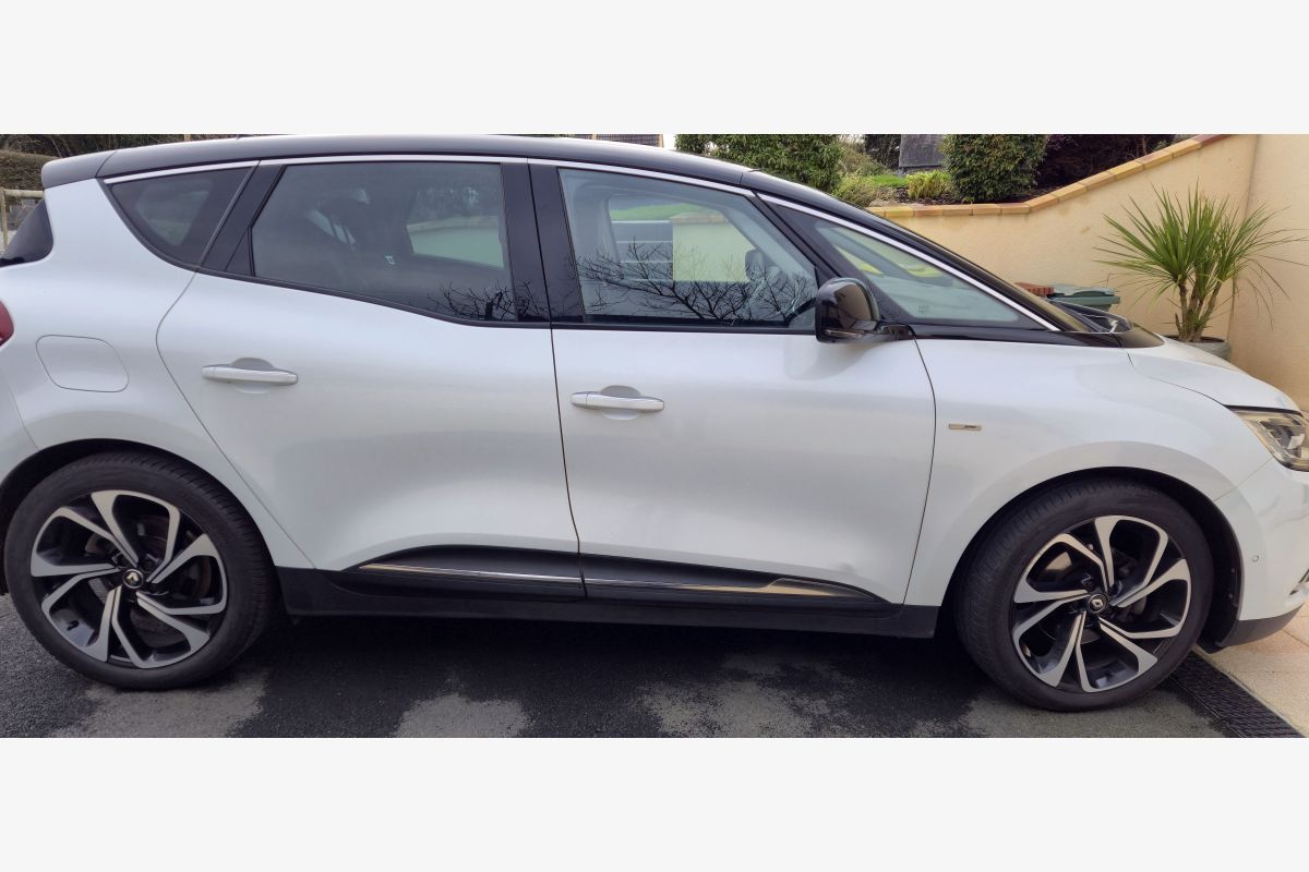 Scénic IV 1.6 DCi - 300402_17ff5301a5db6c8c761e5f24a8ab966c.jpg