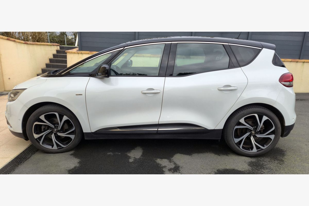 Photo 1 Scénic IV 1.6 DCi