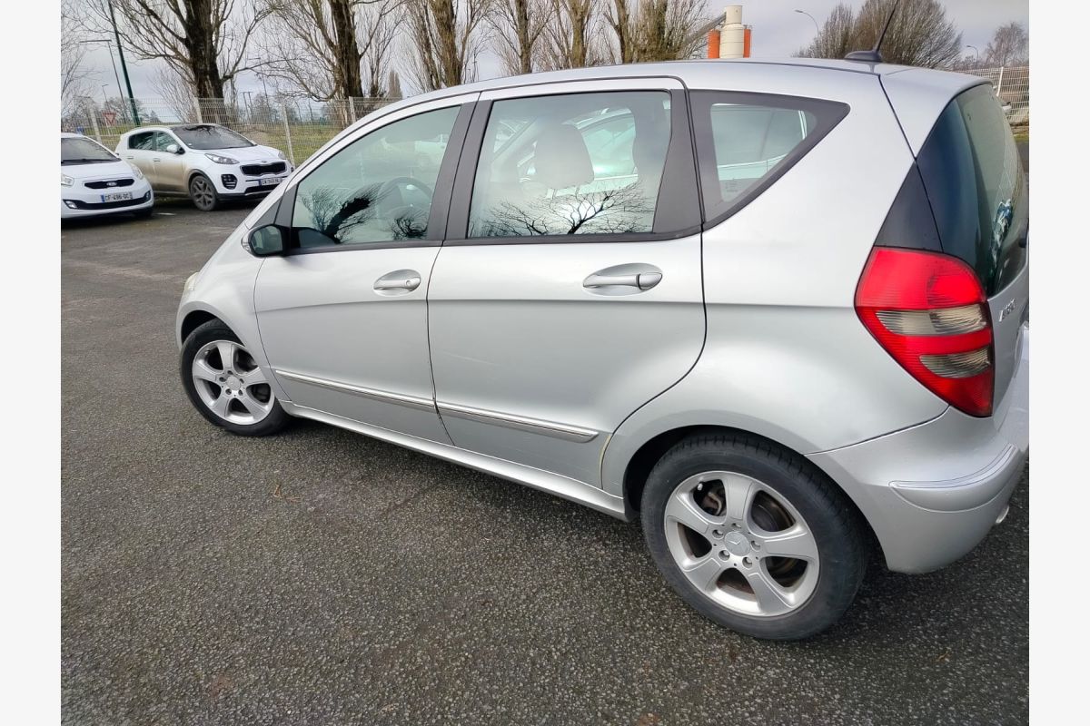 Classe A Avantgarde cdi 180 - 300912_6cd4e6f72f9aa7c8bd9918cec30d8431.jpg