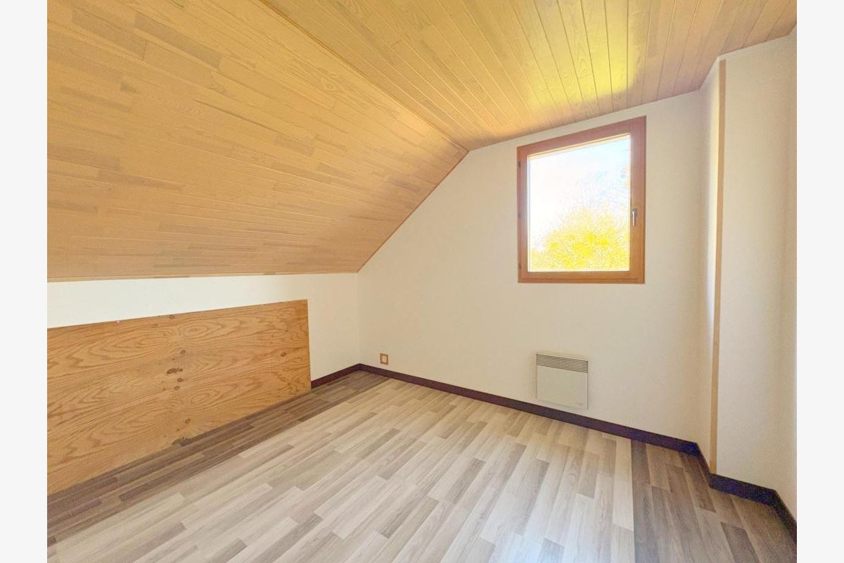 Grande maison proche des commerces - 301083_9.jpg