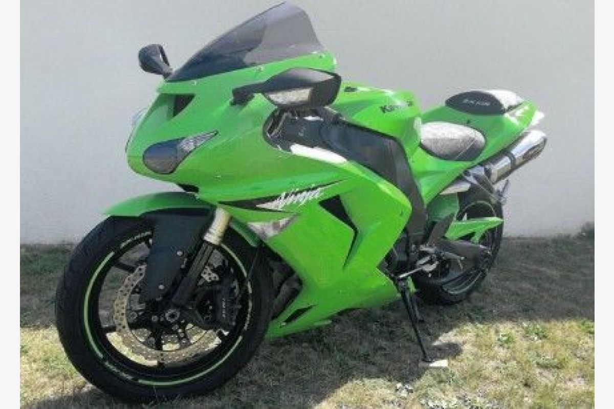 Photo 1 Kawasaki ZX10R