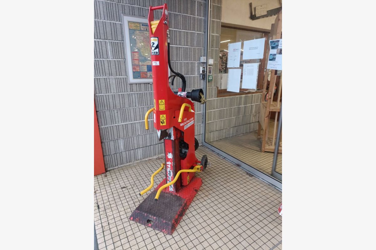 Photo 1 Fendeuse de bûches