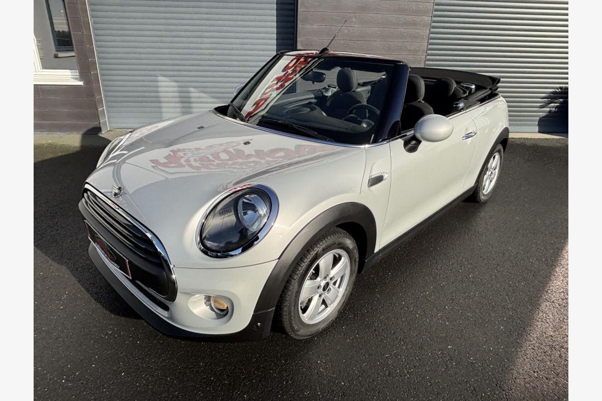 Photo 1 Mini cabriolet 1.56 i One
