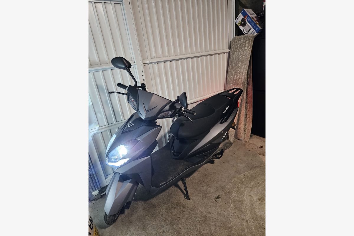 Photo 1 SCOOTER ELECTRIQUE 50CC