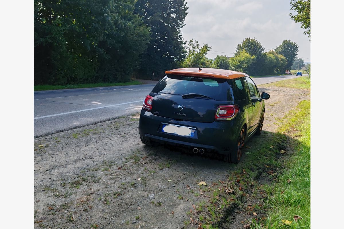 DS3 essence - 301947_ad2c868cd9f86424fa9c0826235ce77c.jpg