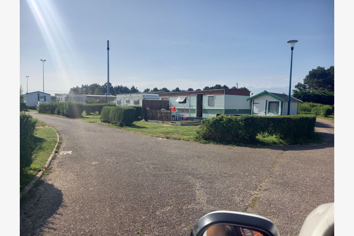 Photo 1 Mobil-home sur camping, 3.000 €