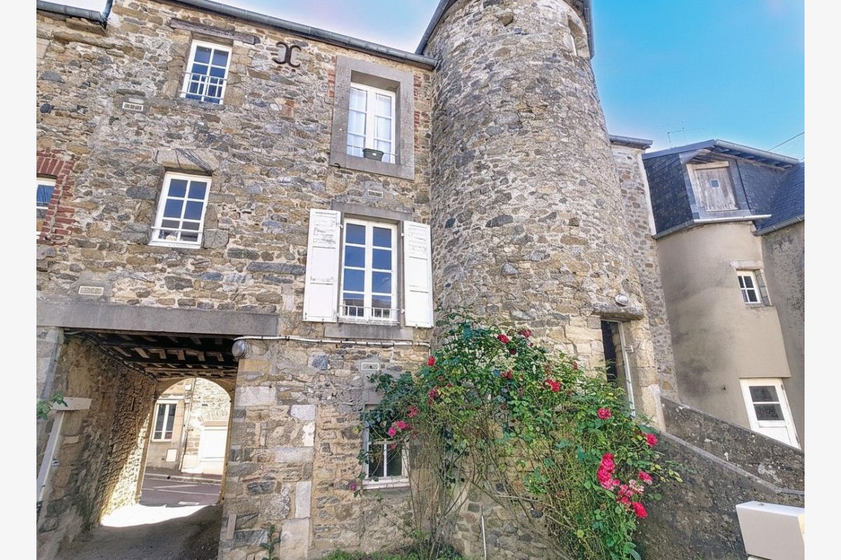 Photo 1 Agence Faudais, Coutances. Tél. 02.33.45.07.57