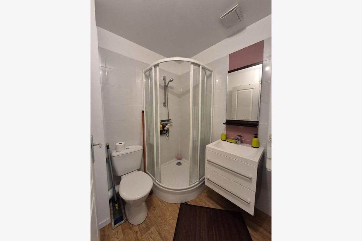 Studio - 30238182_2.jpg